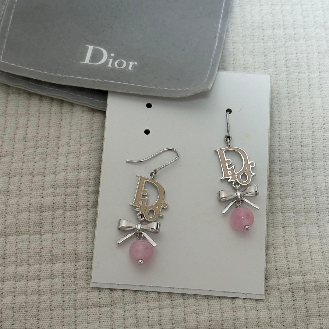 【新品未使用】Dior ロゴリボンピアス　リボン　ピンク