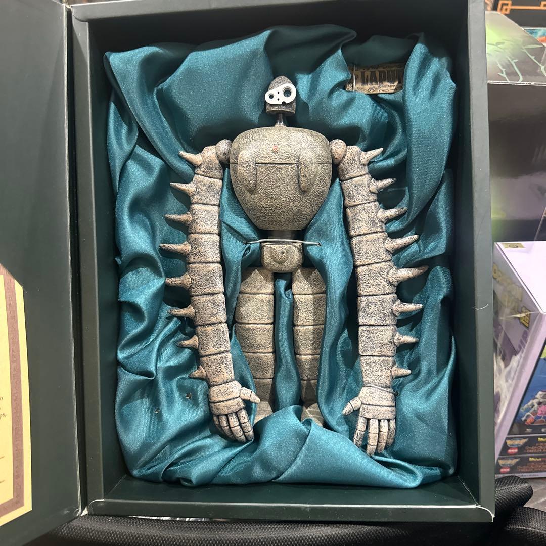 りんご様天空の城ラピュタ　ロボット兵　COMINICAフィギュア　コミニカ