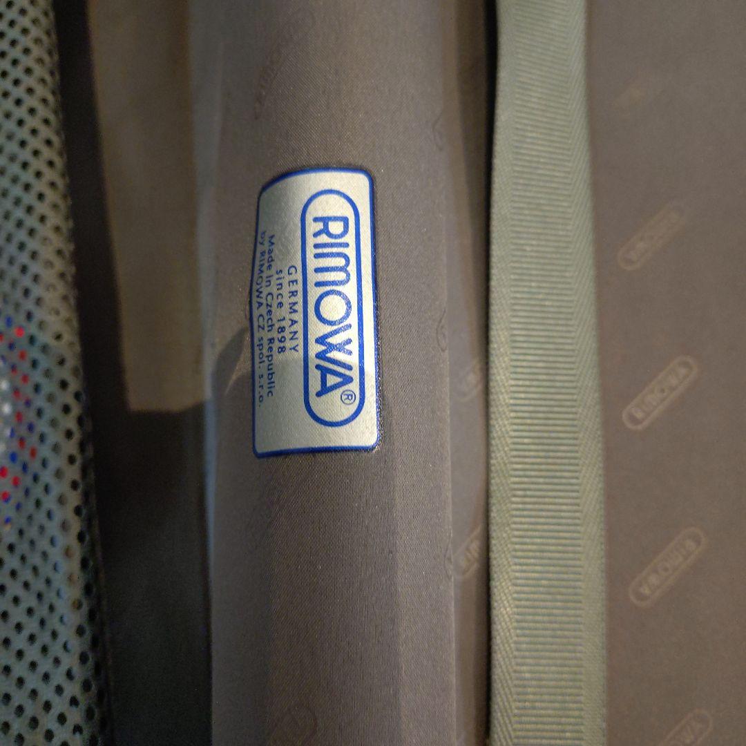 ☆新品、未使用☆RIMOWA 中型キャリーケース ブラック　35L