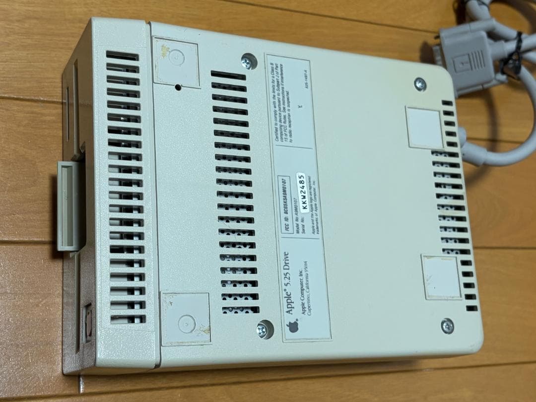 外付けハードディスク・ドライブ Apple 5.25 Drive A9M0107