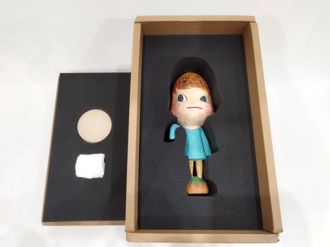 奈良美智 Yoshitomo Nara Hand Searching 30cm