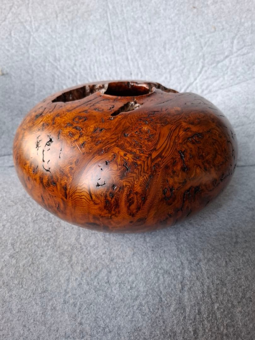 屋久杉　極上品　泡瘤　工芸品　壺　花瓶