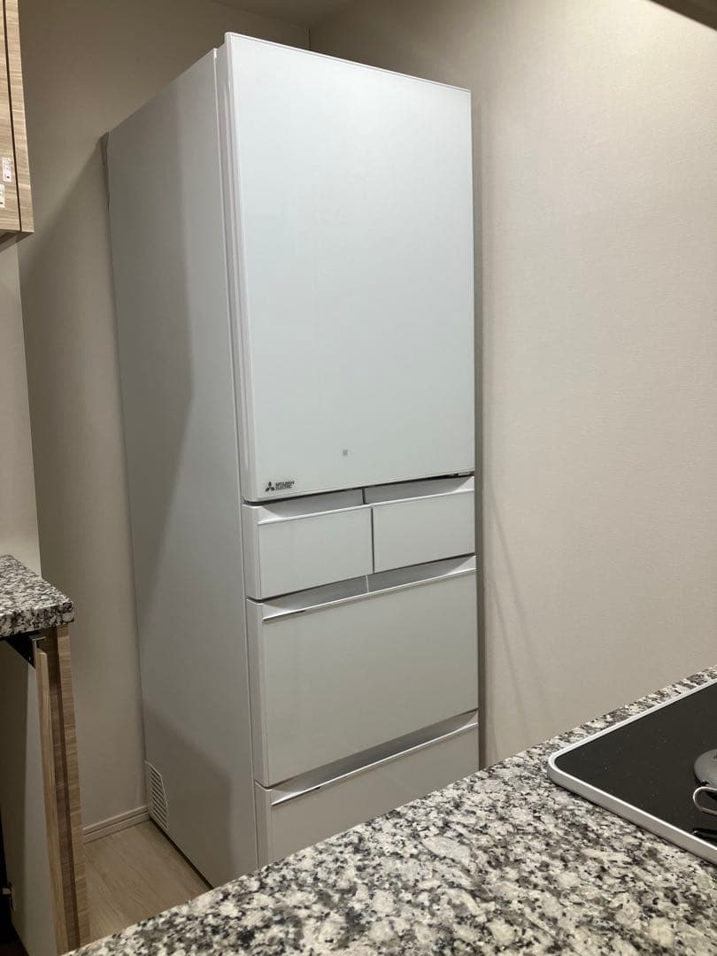 【美品】三菱電機 省エネ 4ドア冷蔵庫 ホワイト