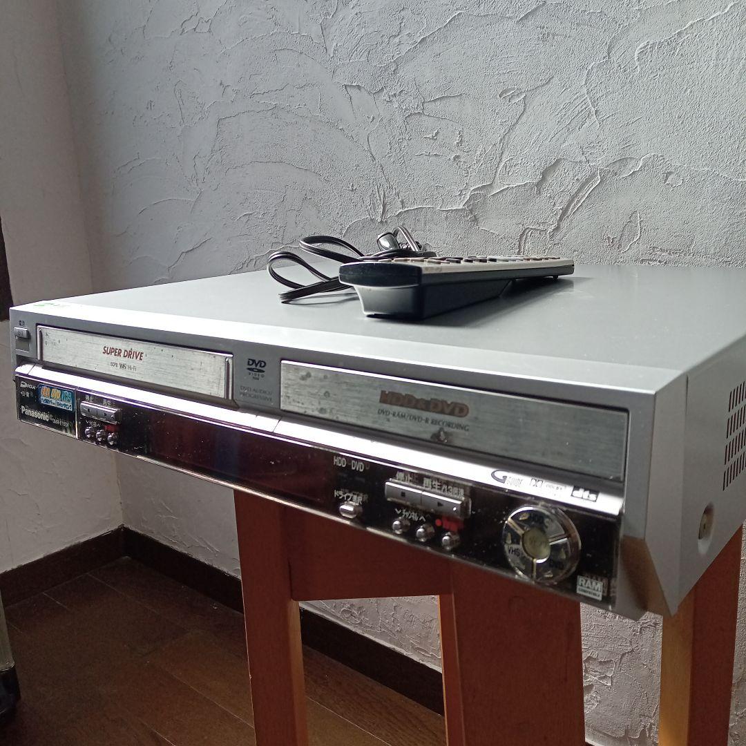 パナソニックHDD内蔵VHS一体型 DVDレコーダー DMR-E150V