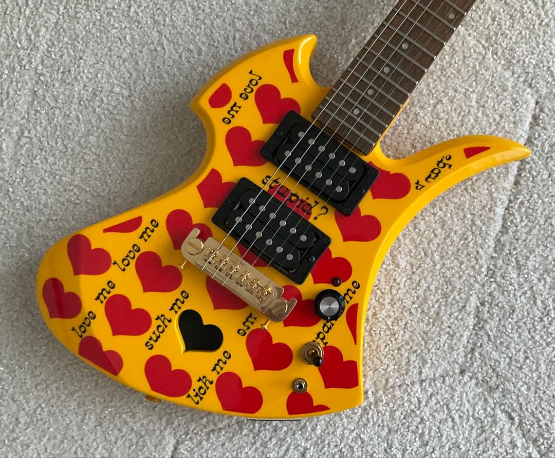 BURNY YH-JR hideモデル アンプ内蔵ギター イエローハートジュニア