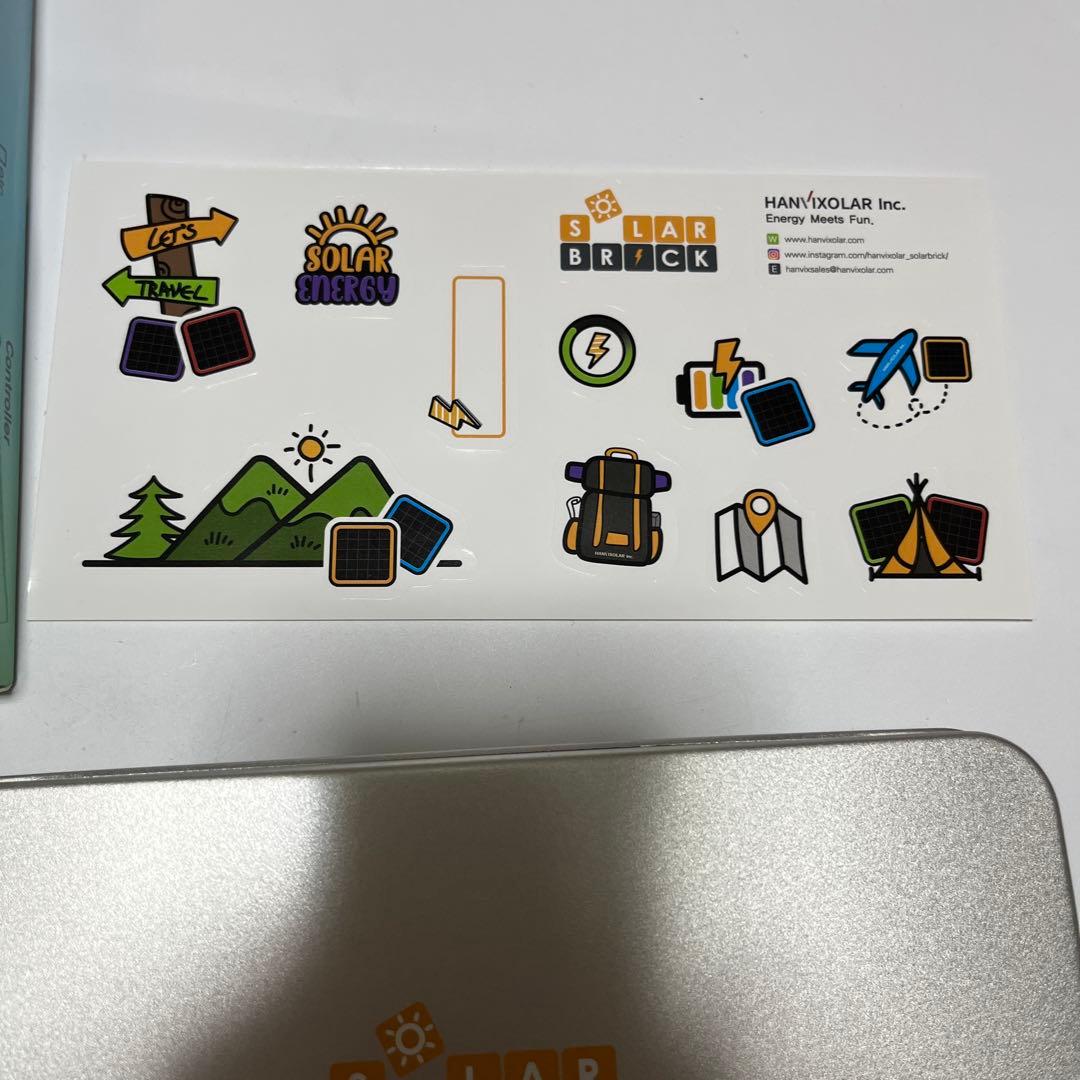 SOLAR BRICK コンビナブルソーラーチャージャー