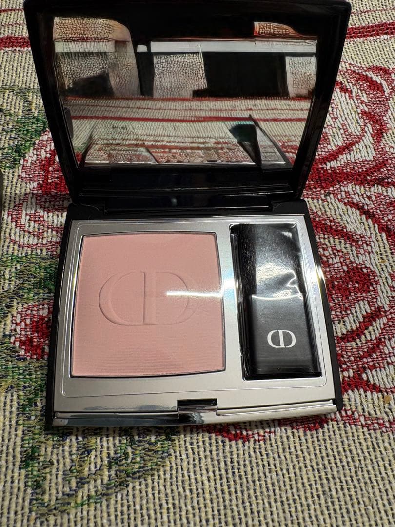 Dior Rouge Blush 280 ローズ パウダーチーク 5.7g