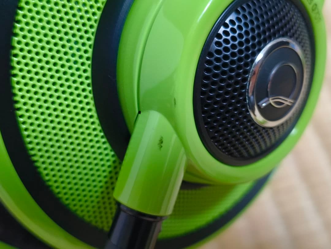 AKG Q701 ヘッドホン(グリーン)