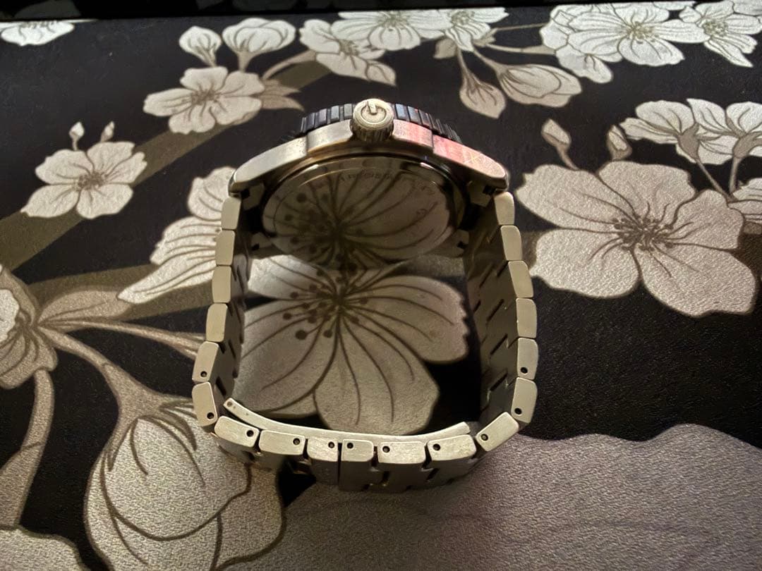 GUCCI 時計　ダイバー