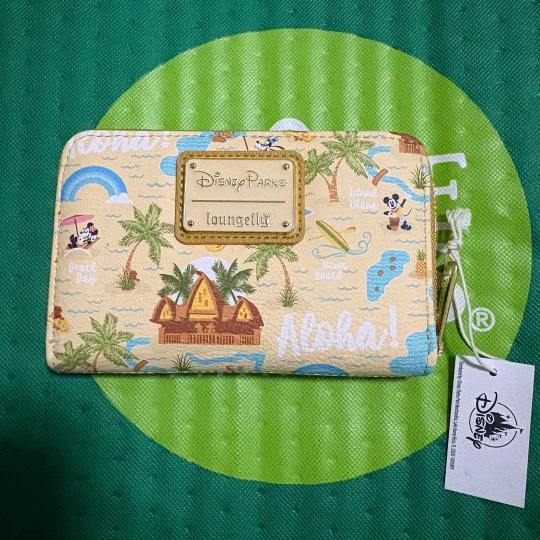 アウラニディズニー　ミッキー　ミニー　財布
