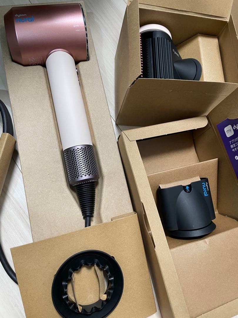 ダイソン　ヘアドライヤー　HD16 VLP