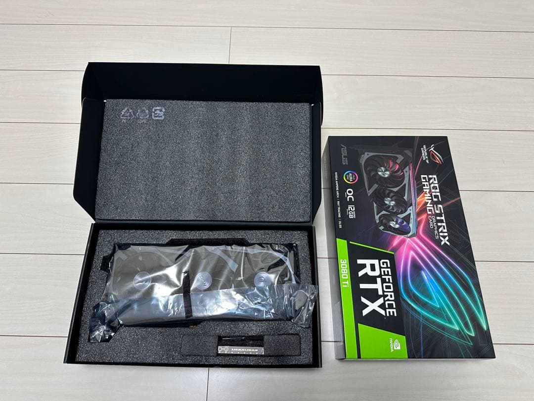 グラフィックボード・グラボ・ビデオカード ASUS ROG Strix GeForce RTX3080Ti OC 12GB