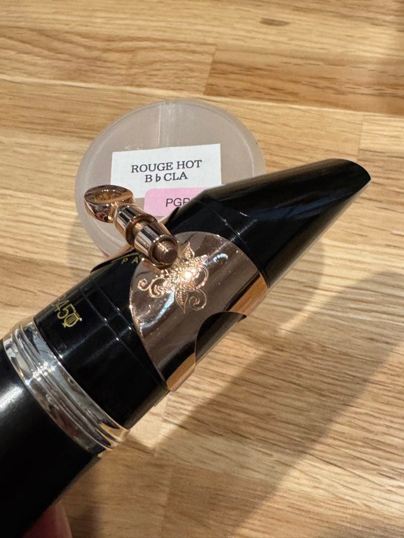 ブルズアイ B♭クラリネット用リガチャー ルージュHOT PGP