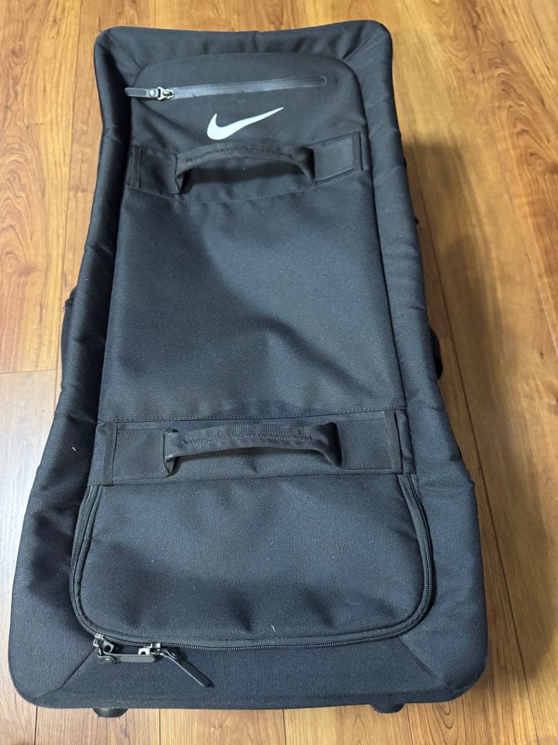 NIKE キャリーケース