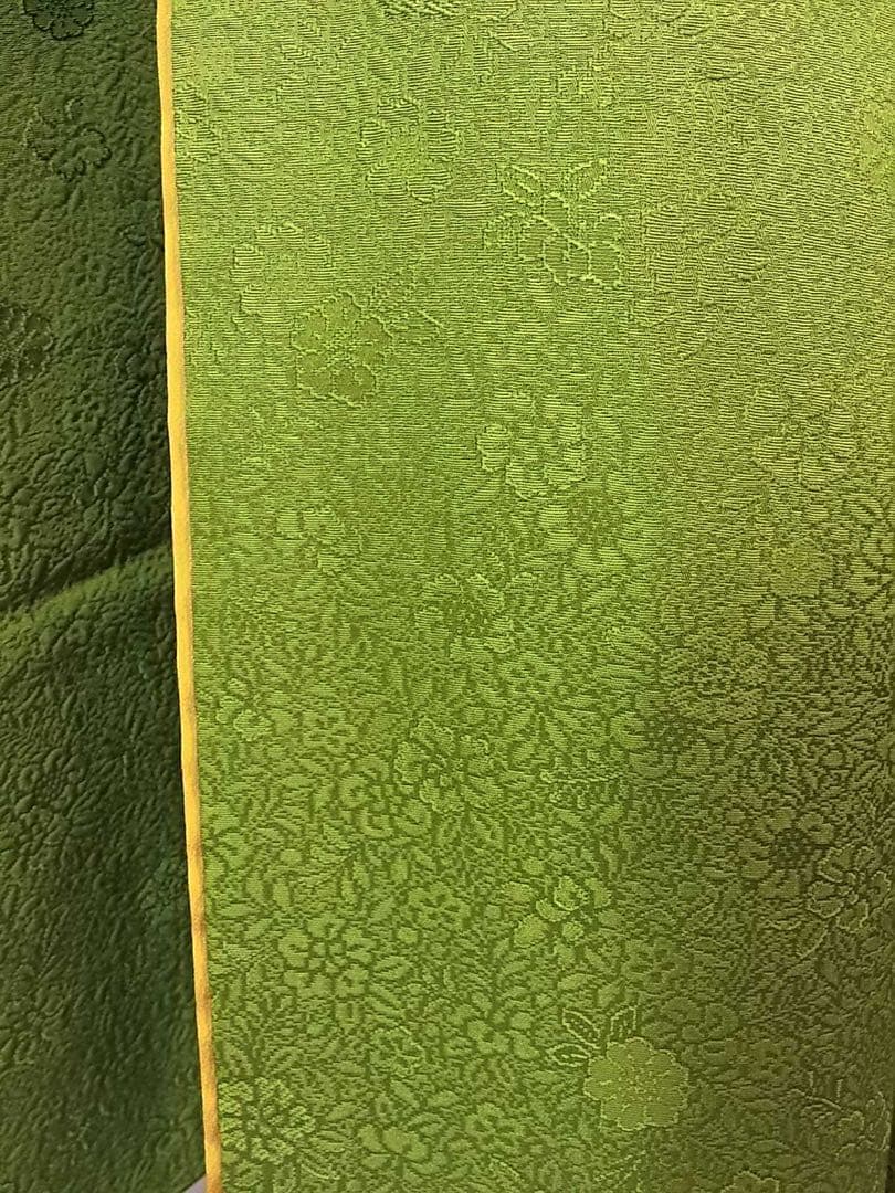 振袖　色無地　やまと誂え　紋意匠　花柄地紋　ガード加工済み　シャトルーズグリーン