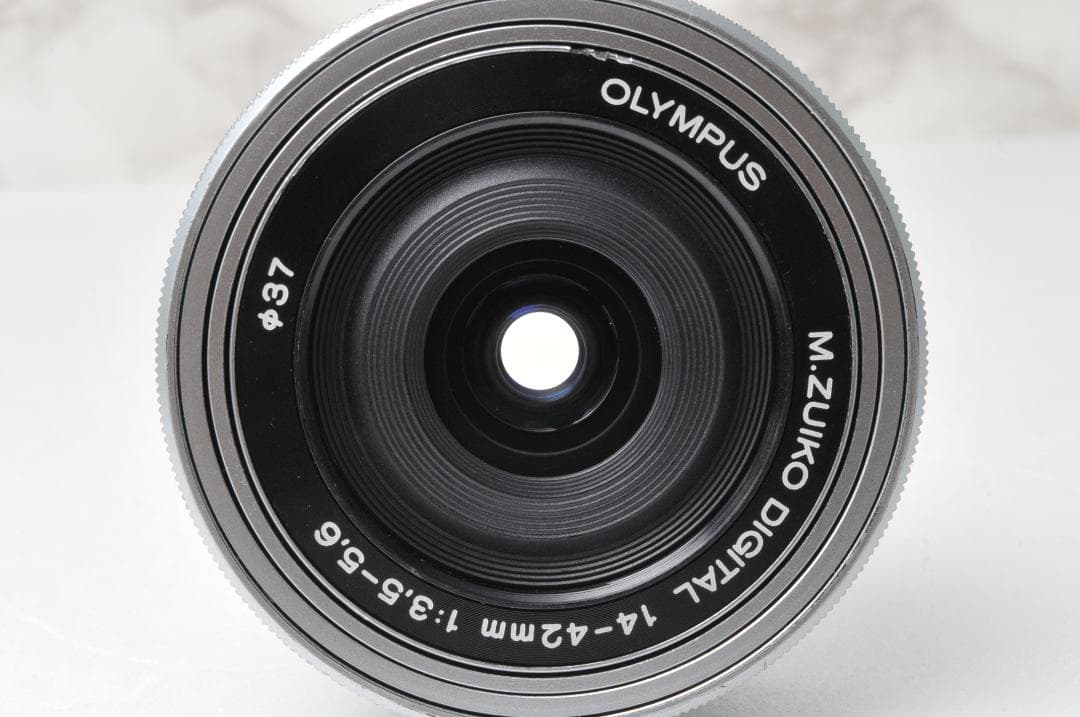 おしゃれ 大人気❣️OLYMPUS PEN E-PL10⭐️ホワイト