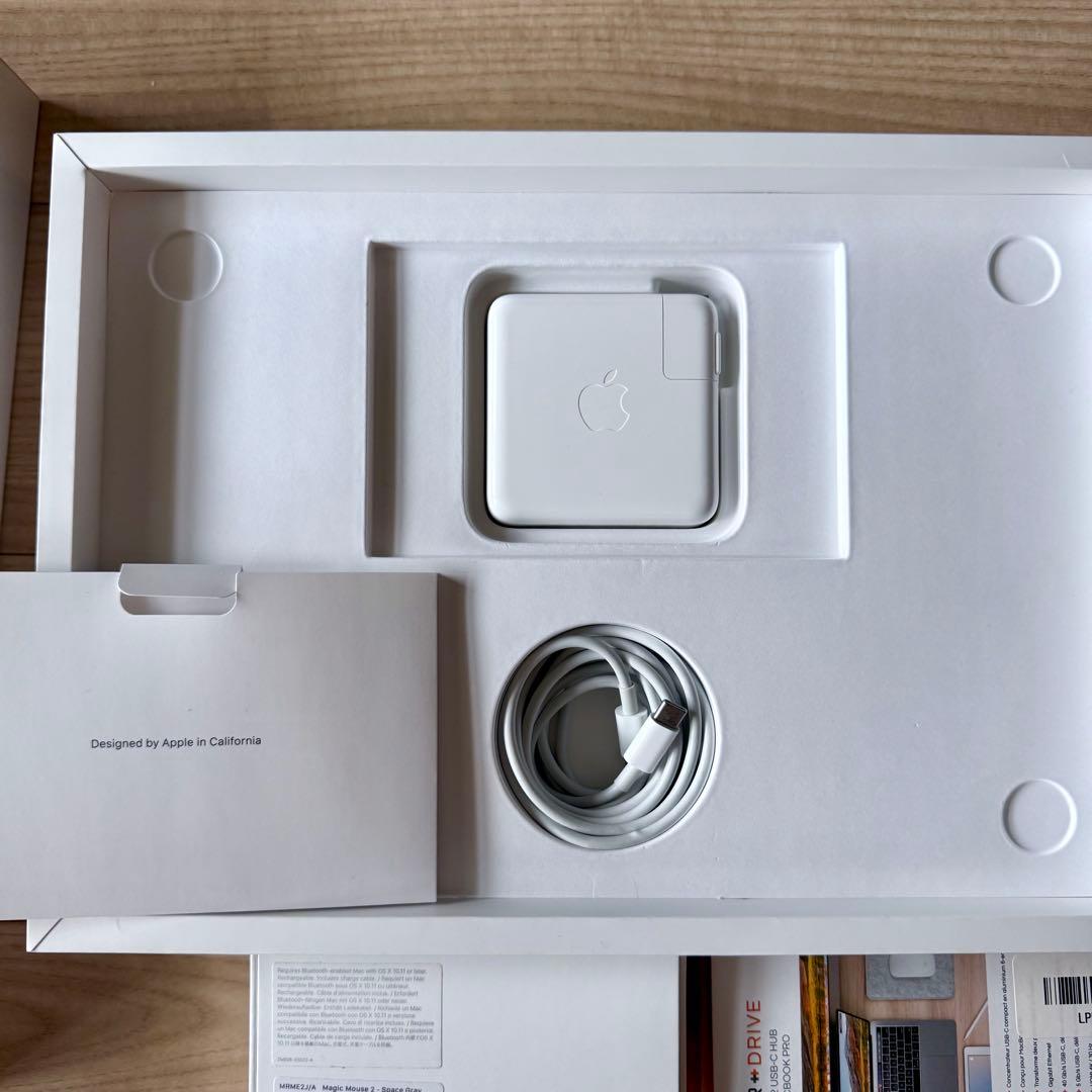 MacBook本体 Apple MacBook Pro M1 256gb