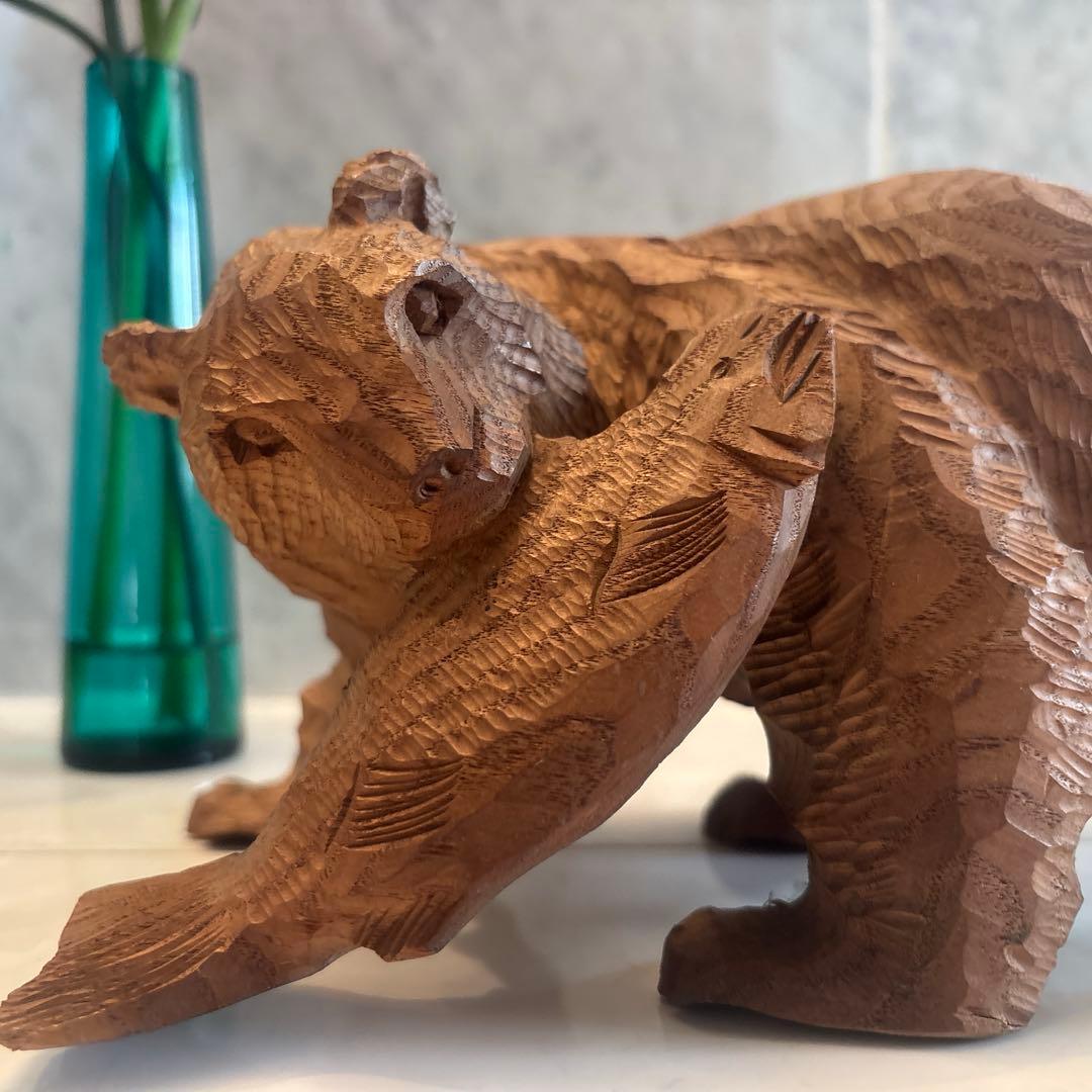 アイヌヴィンテージ　凛々しくスマートなお顔で雰囲気抜群のクマ