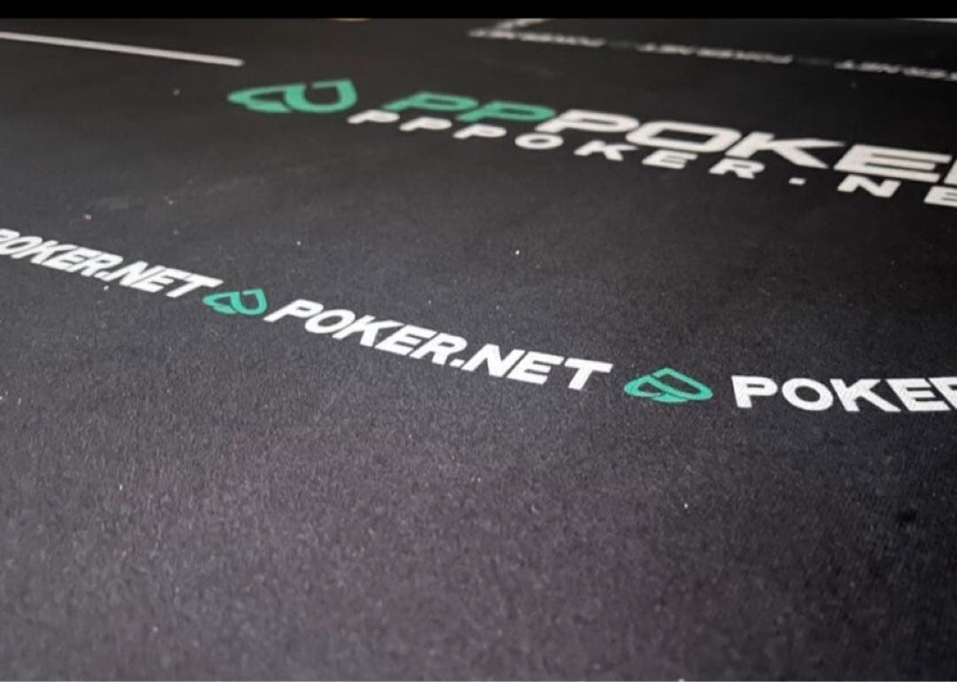 新品未使用 LEDポーカーテーブル　WPTブラックデザイン 　カジノテーブル