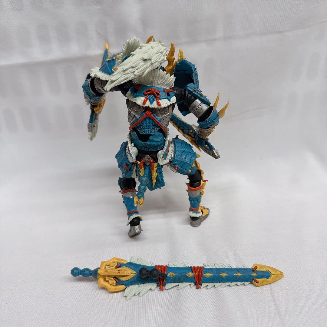 リボルテックヤマグチ　ハンター男剣士　ジンオウガ