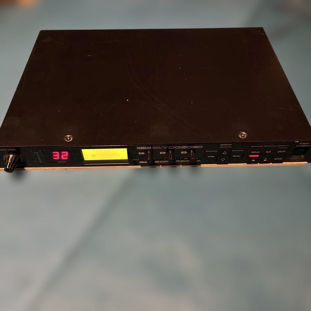 Yamaha YDG2030 デジタルグラフィックイコライザー