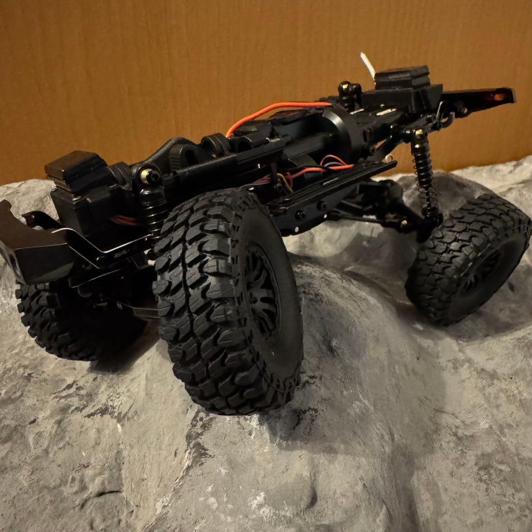 【値下げ中】京商 ミニッツ4×4 アピオジムニー