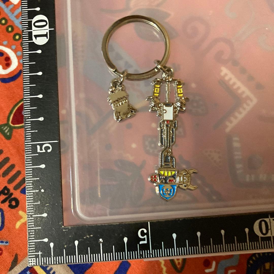キーブレード　キーホルダー　モンスターズインク
