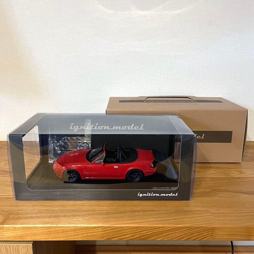 【ミニカー 美品】イグニッションモデル 1/18 マツダ ユーノス ロードスター