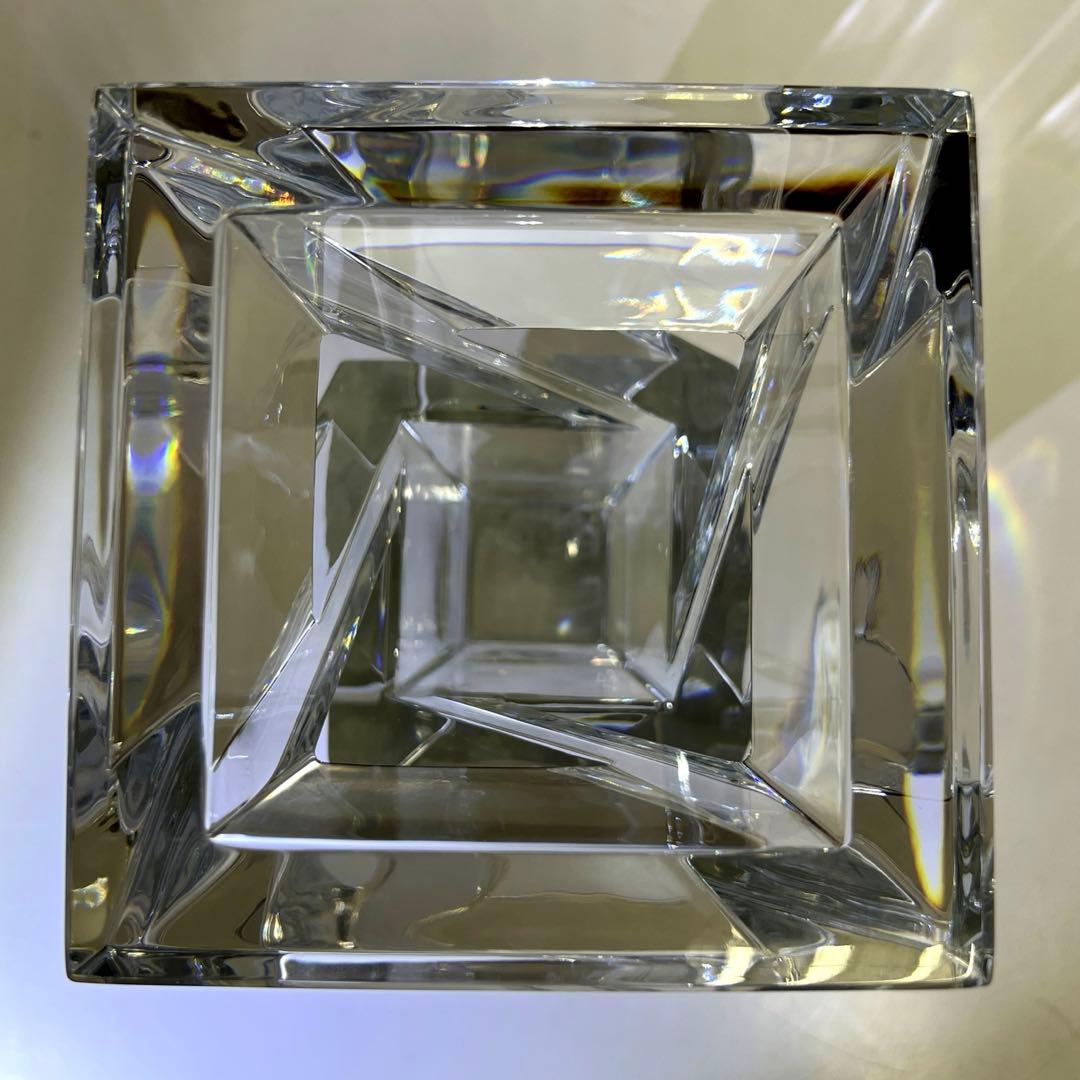 バカラ　アーキテクチャー花瓶　共箱　高さ23.8㎝　東Y7-1209☆1Fトニヒ