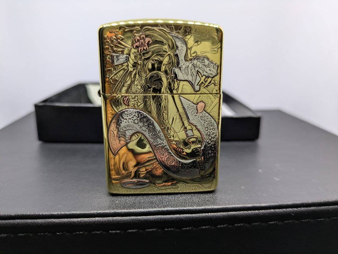 zi 146　ヘビ女　蛇女　アーマー　未使用　ジッポー