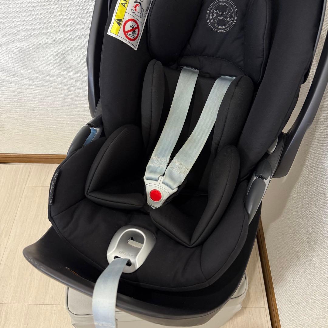 【美品】cybexクラウドZ i-size＋ベースセット