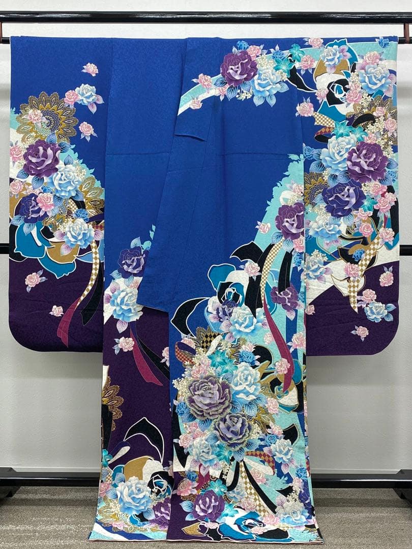 振袖 豪華 銀通し 刺繍 薔薇尽くし モダン 身丈173cm 身幅ゆったり