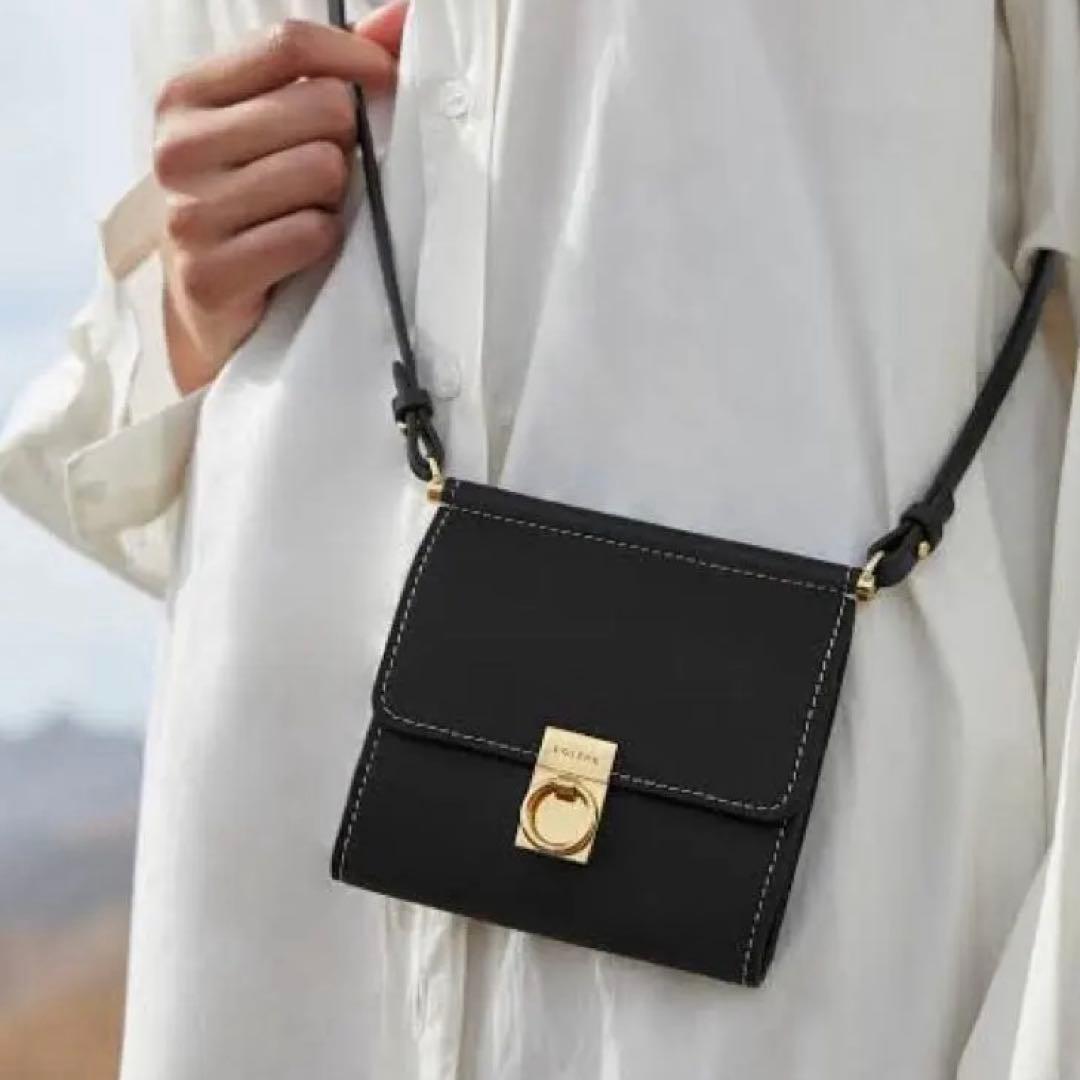 POLÈNE　ポレーヌ　Numéro Sept　クロスボディウォレット　新品