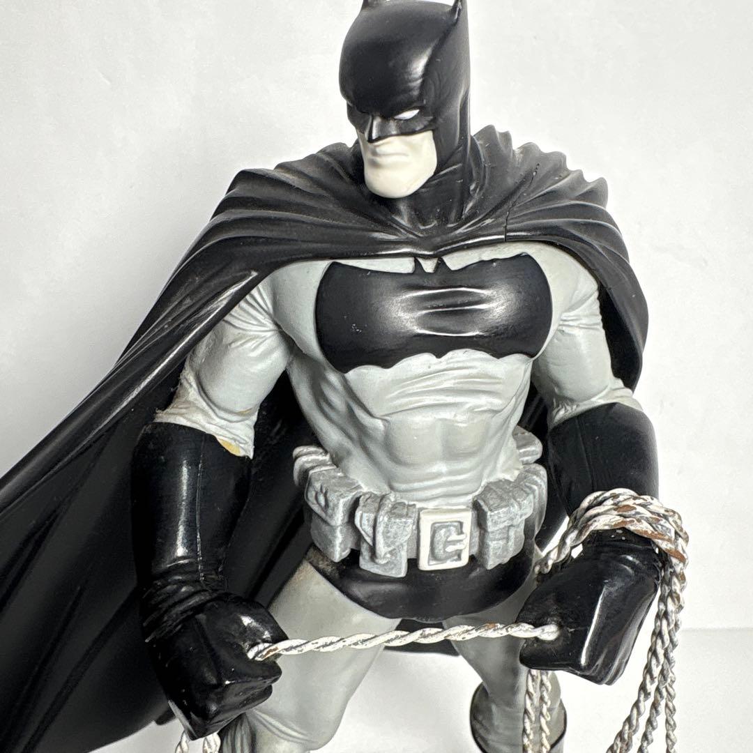 dcコレクタブルズ　バットマン　フランクミラー　ブラック＆ホワイト　スタチュー