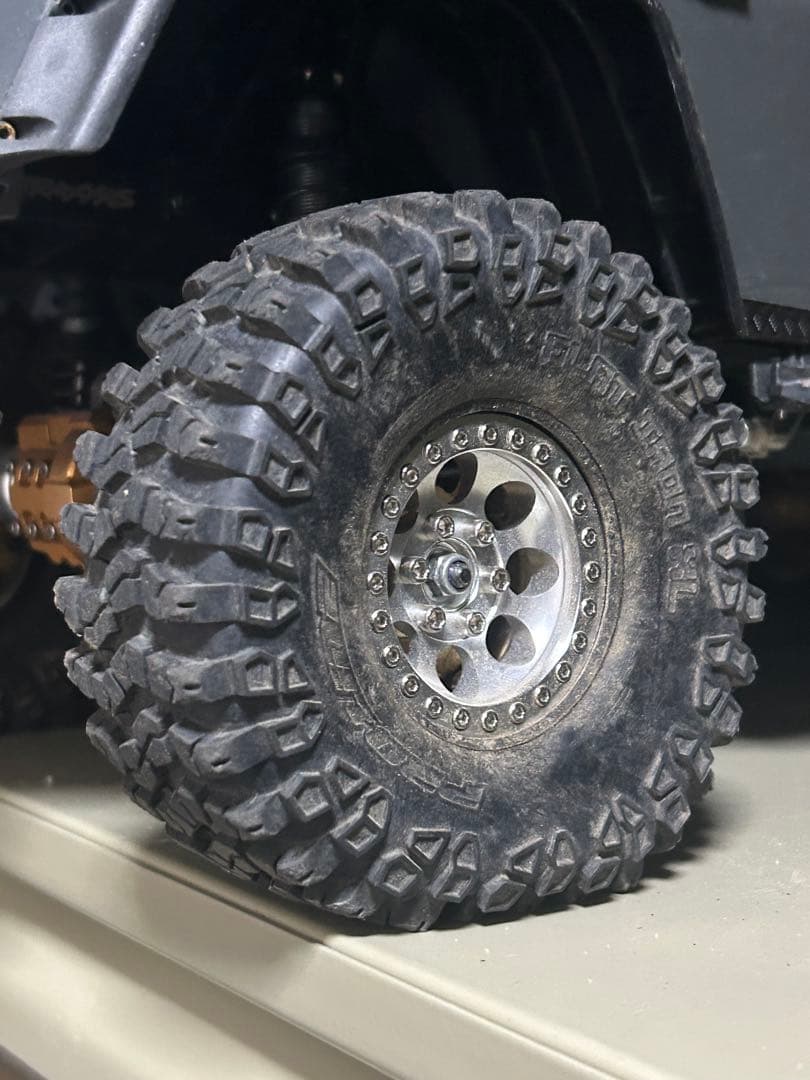 トラクサス　trx4 ディフェンダー　ラジコン　クローラー　1/10 プロライン