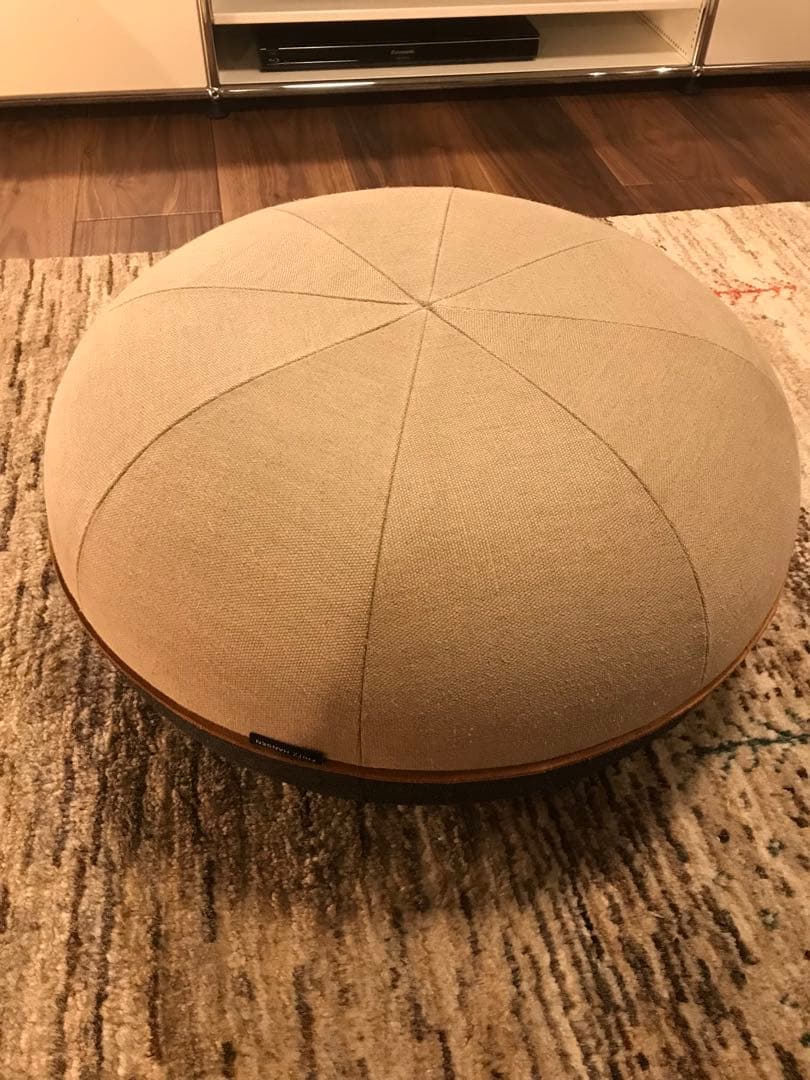 Fritz Hansen/フリッツハンセン スツール POUF/プフ 丸椅子