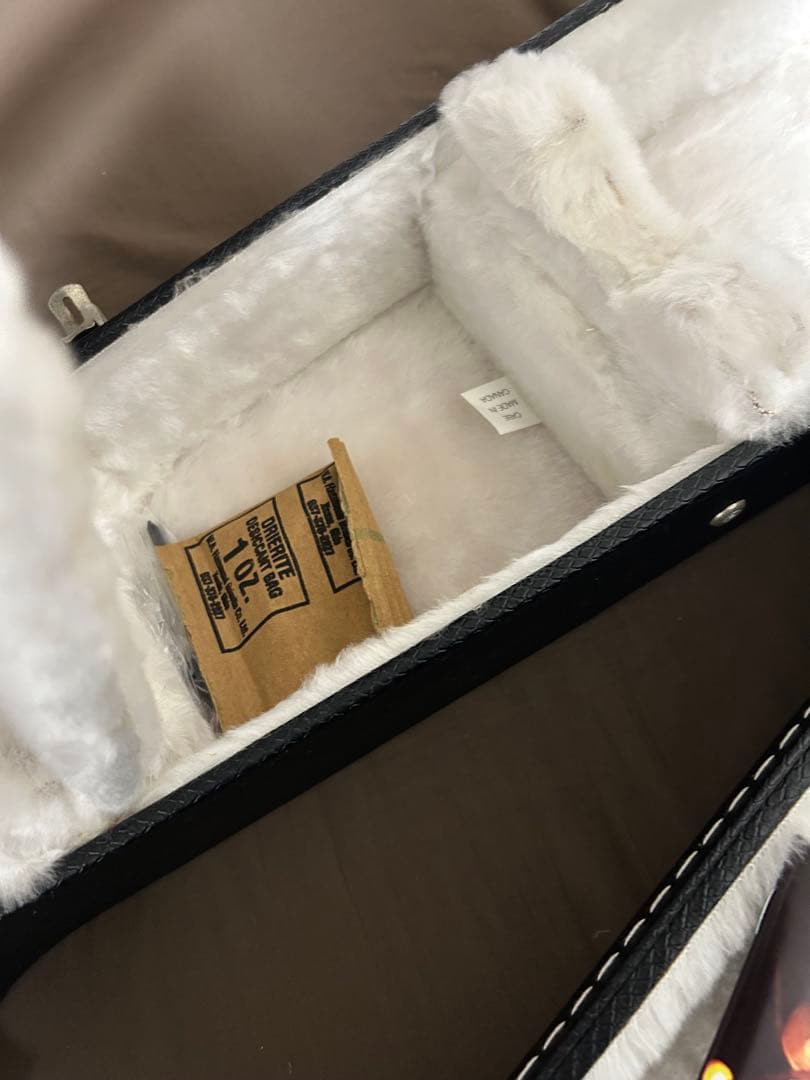 Gibson Les Paul ブラック studio 【※レフティーです】