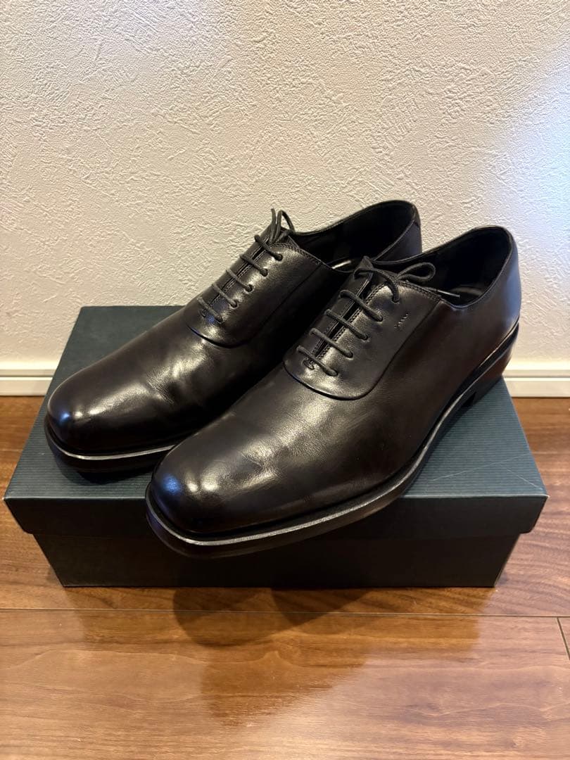 フェラガモ Salvatore Ferragamoレザーシューズ