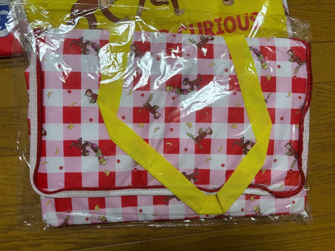 おさるのジョージ保冷バッグ