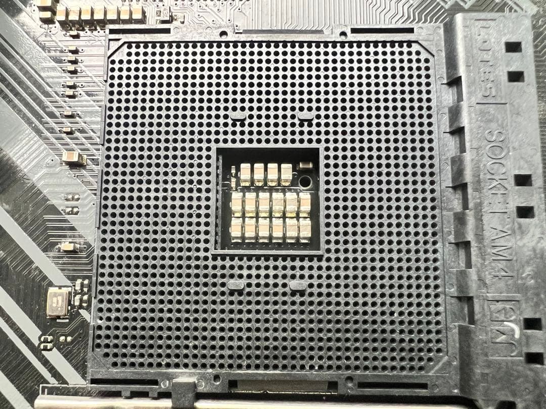 マザーボード ASUS TUF GAMING B550-PLUS AM4 箱付き