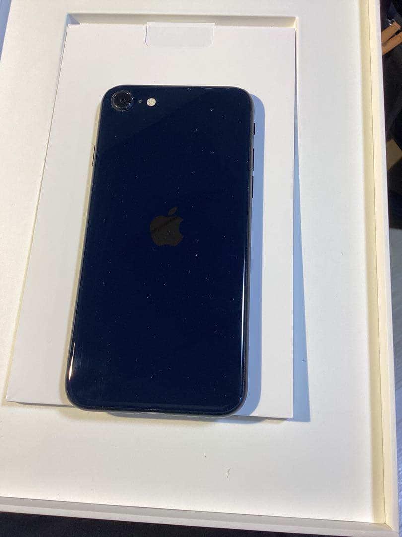 iPhoneSE3 第3世代 本体 256GB バッテリー80% simフリー