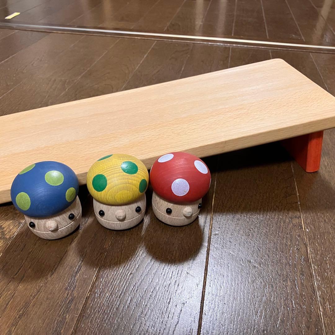 こまむぐ　木製きのこ型おもちゃセット どんぐりころころ