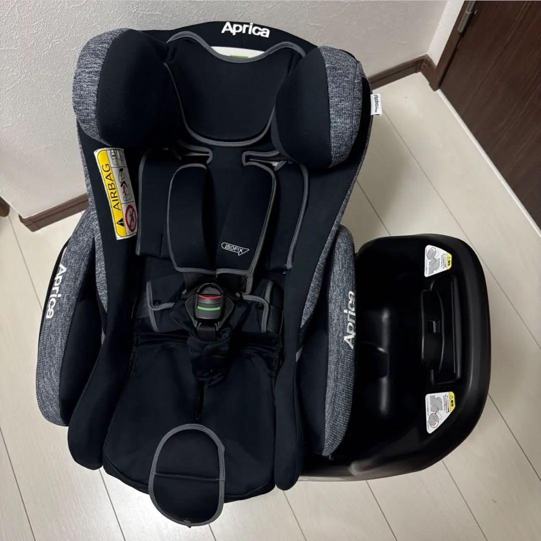 チャイルドシート　アップリカ フラディアグロウISOFIX 360°