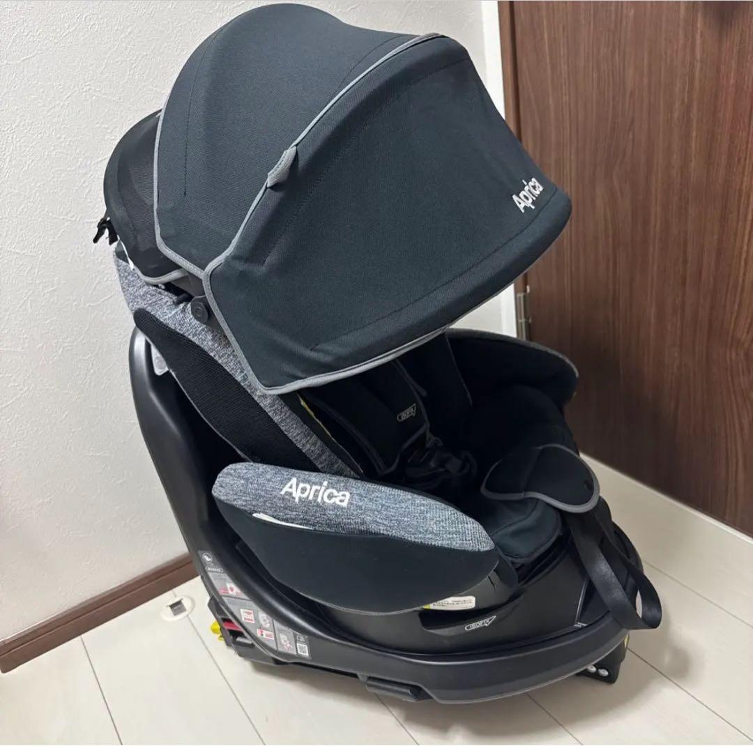 チャイルドシート　アップリカ フラディアグロウISOFIX 360°