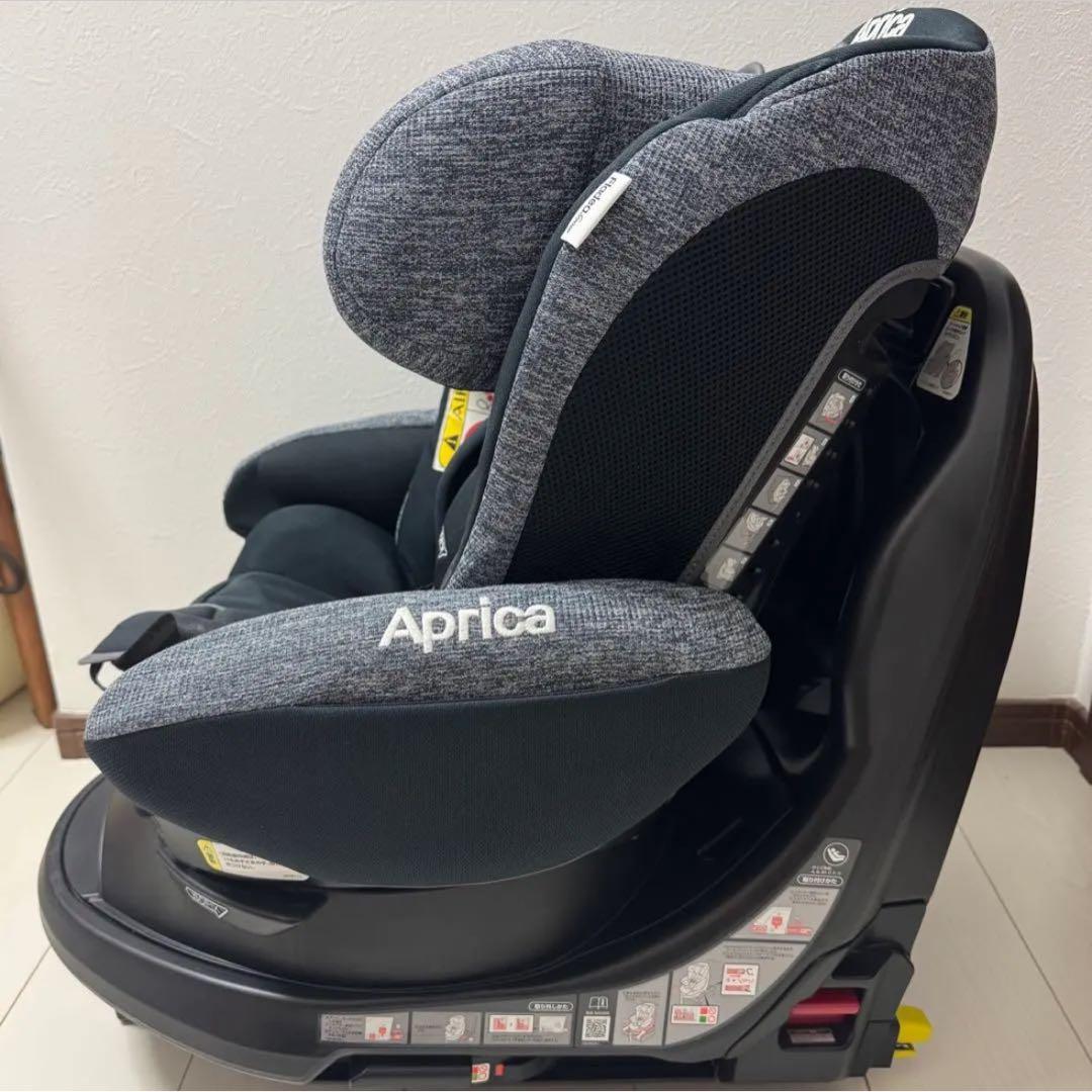 チャイルドシート　アップリカ フラディアグロウISOFIX 360°