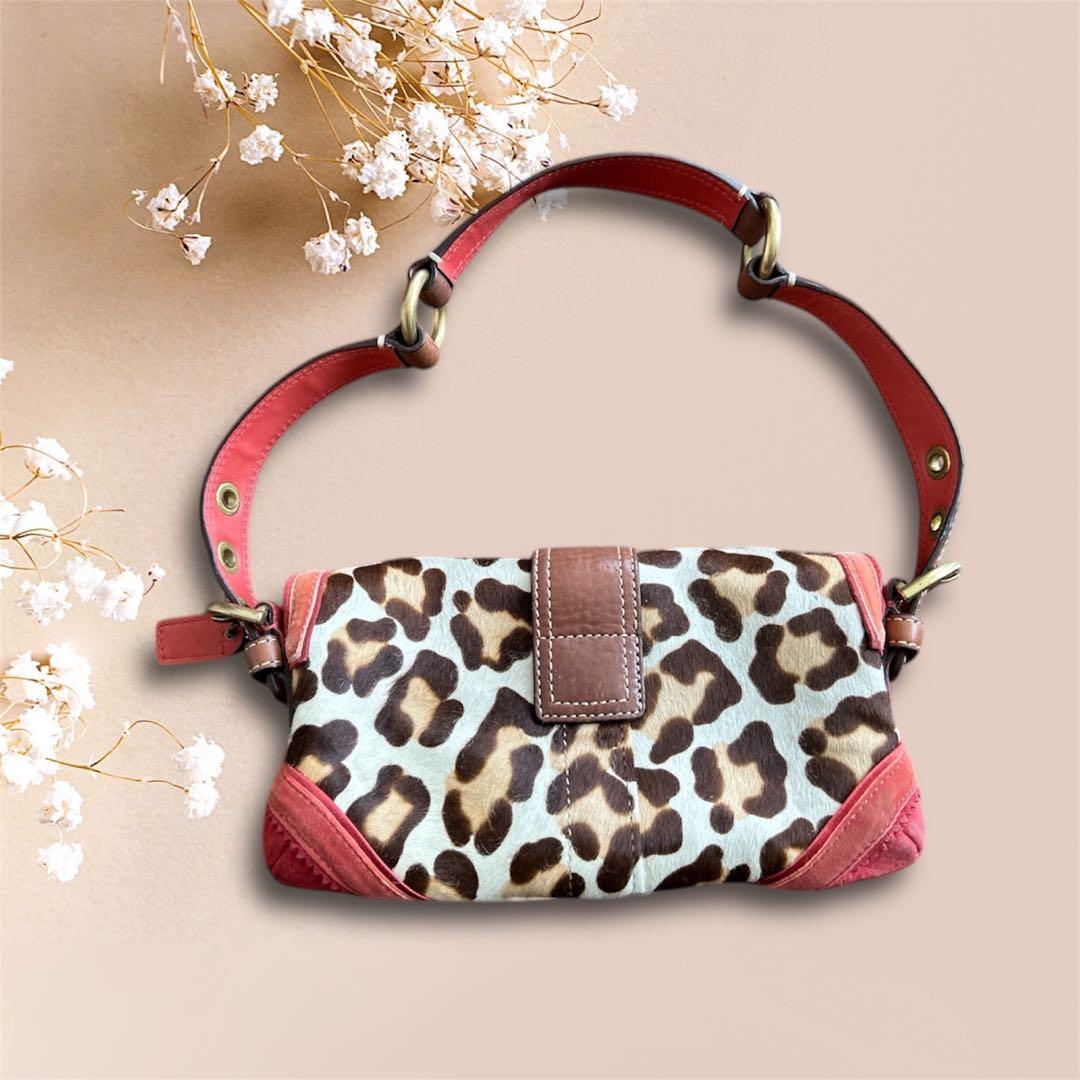 コーチ ハンドバッグ　リボン入手困難