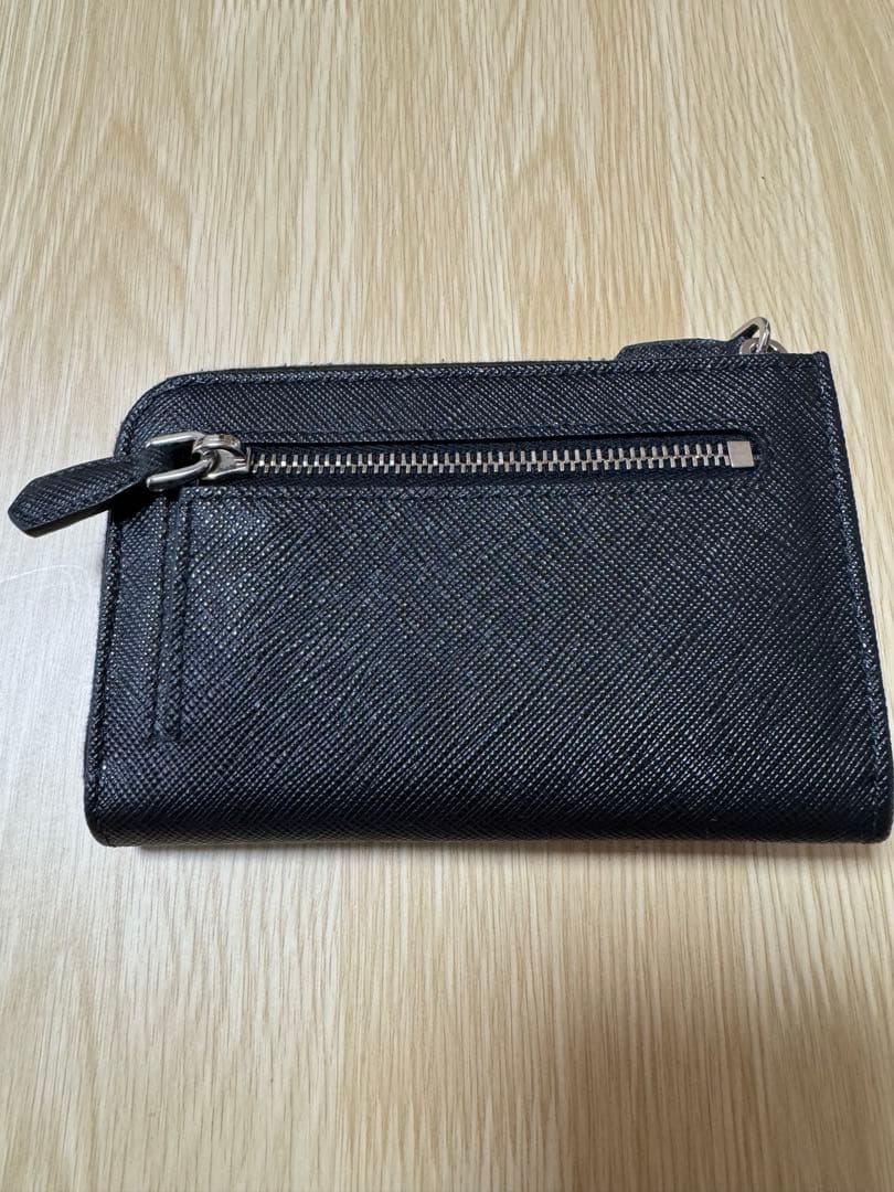 プラダ　サフィアーノトライアングル キーケース