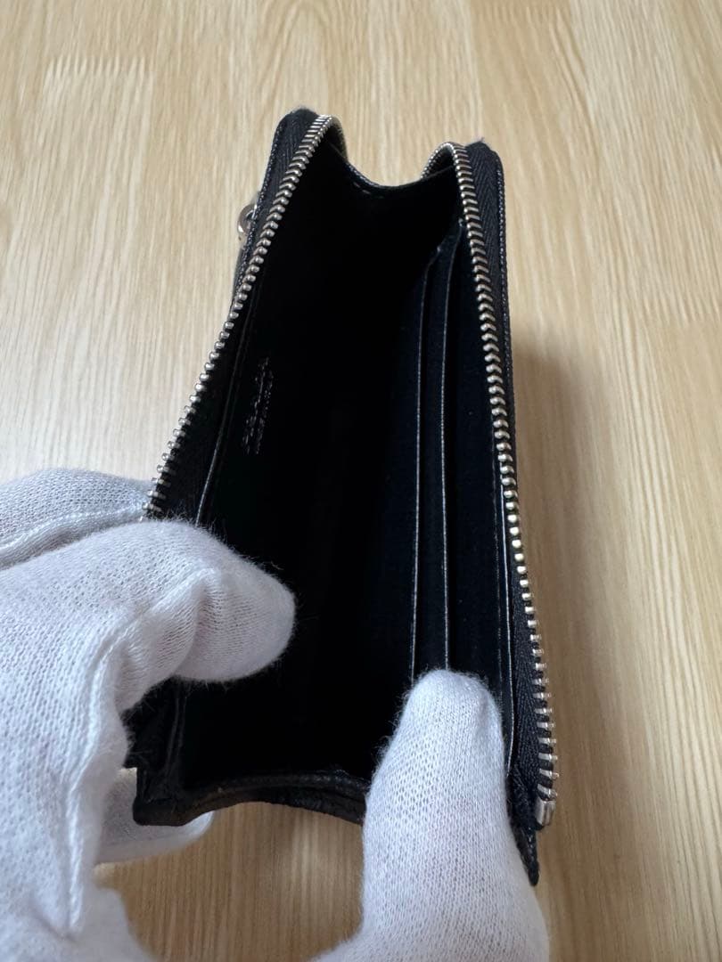 プラダ　サフィアーノトライアングル キーケース