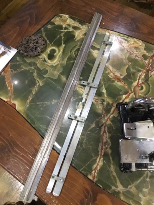 レア　アンティークミシン　毛糸ミシン❓