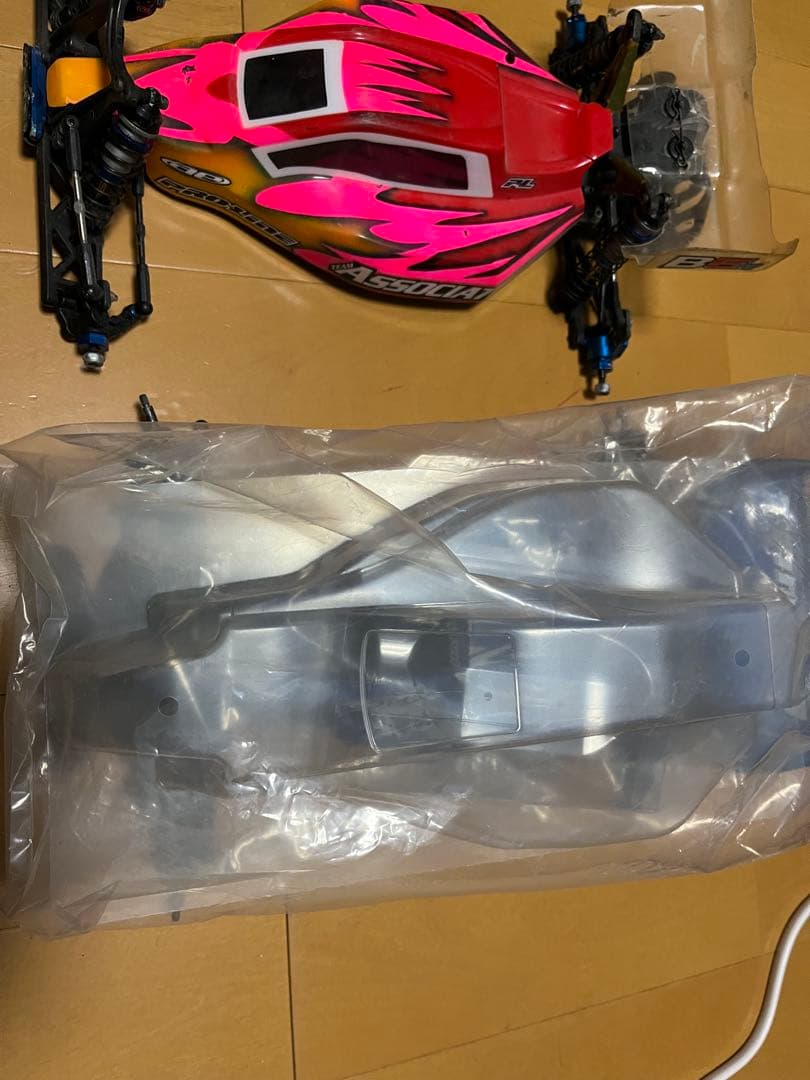 タミヤDT02とアソシバギーのセット